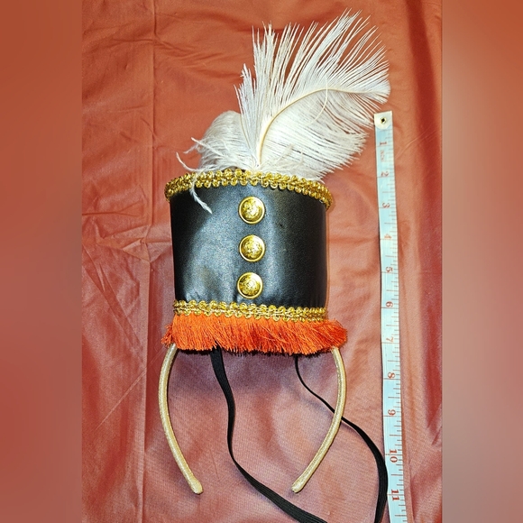 Ringmaster Costume Girls szL - Picture 6 of 7